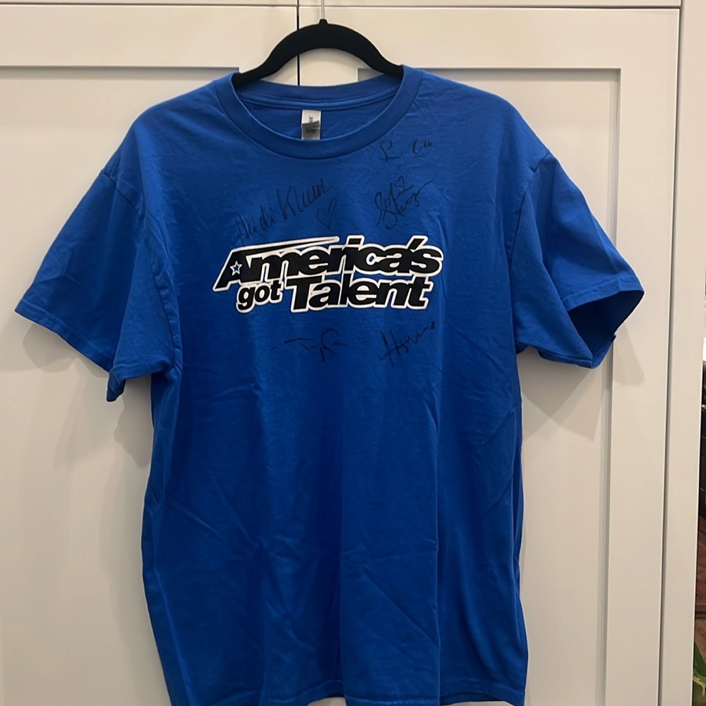 Signed America’s Got Talent t-shirt size Large AGT
